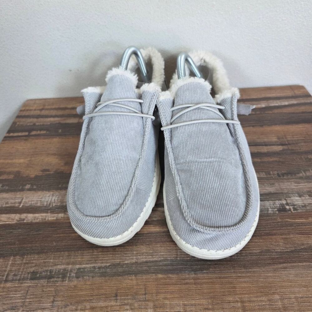 Hey Dude Wendy Corduroy Gray Woman's Slip-on Faux Fur Lining Shoes Size 9 - Picture 2 of 9